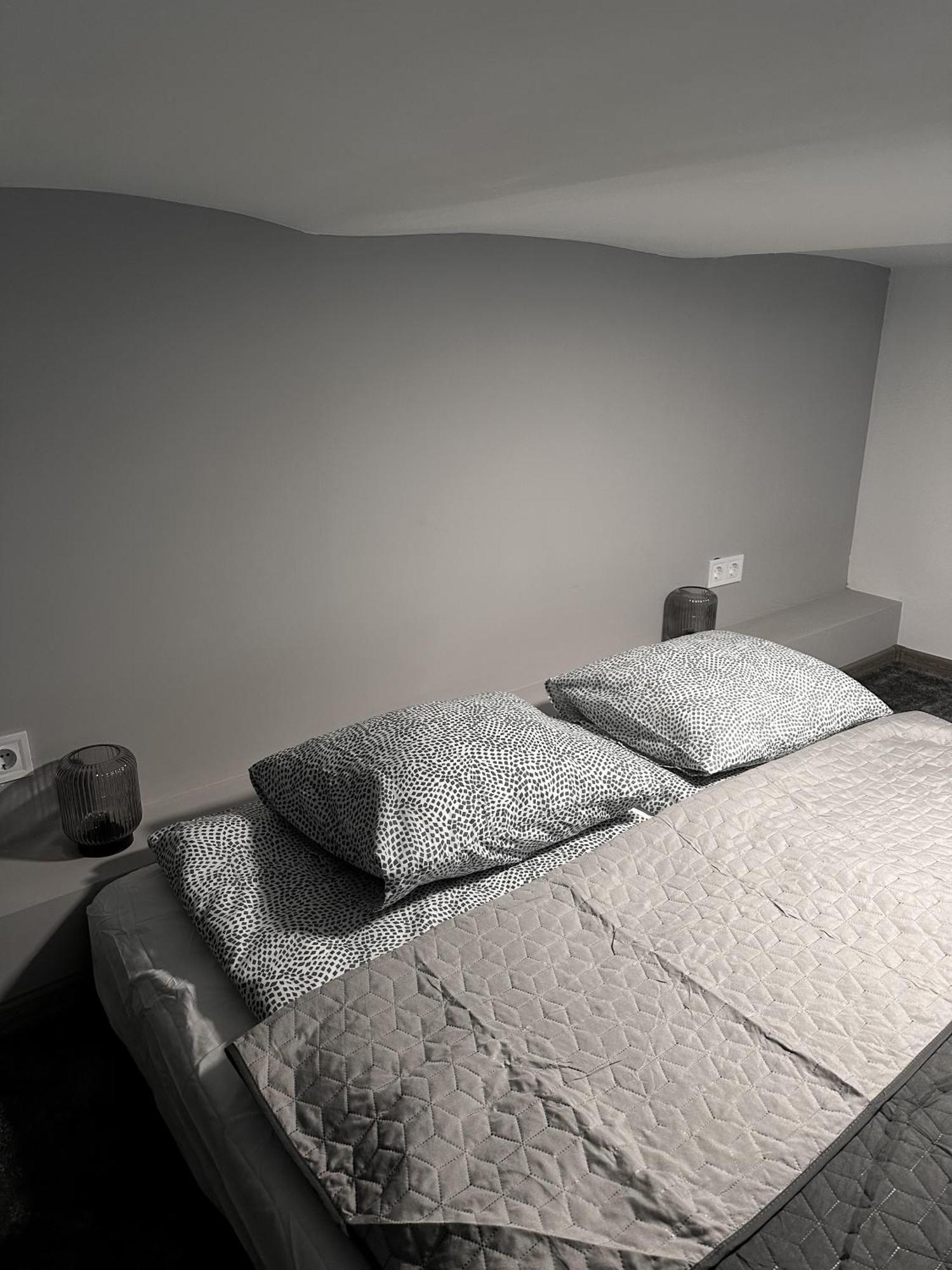 Ya House Aparthotel Βουδαπέστη Δωμάτιο φωτογραφία